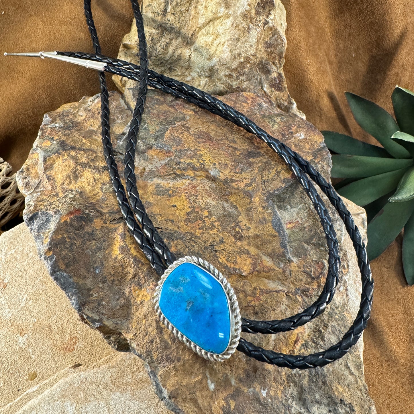 Kingman Turquoise Bolo Tie