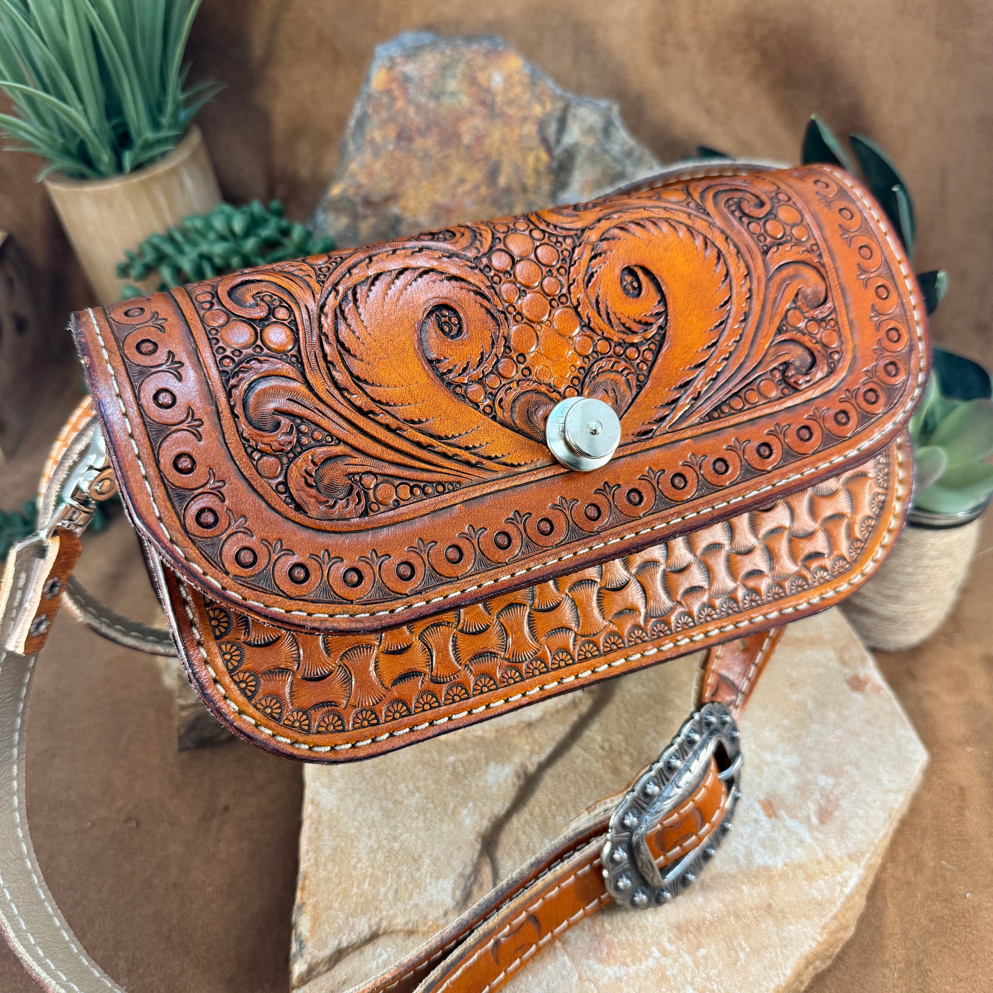 Hand Tooled 'Heart Design' Leather Crossbody Purse by Stephen Vaughn Leatherworks 