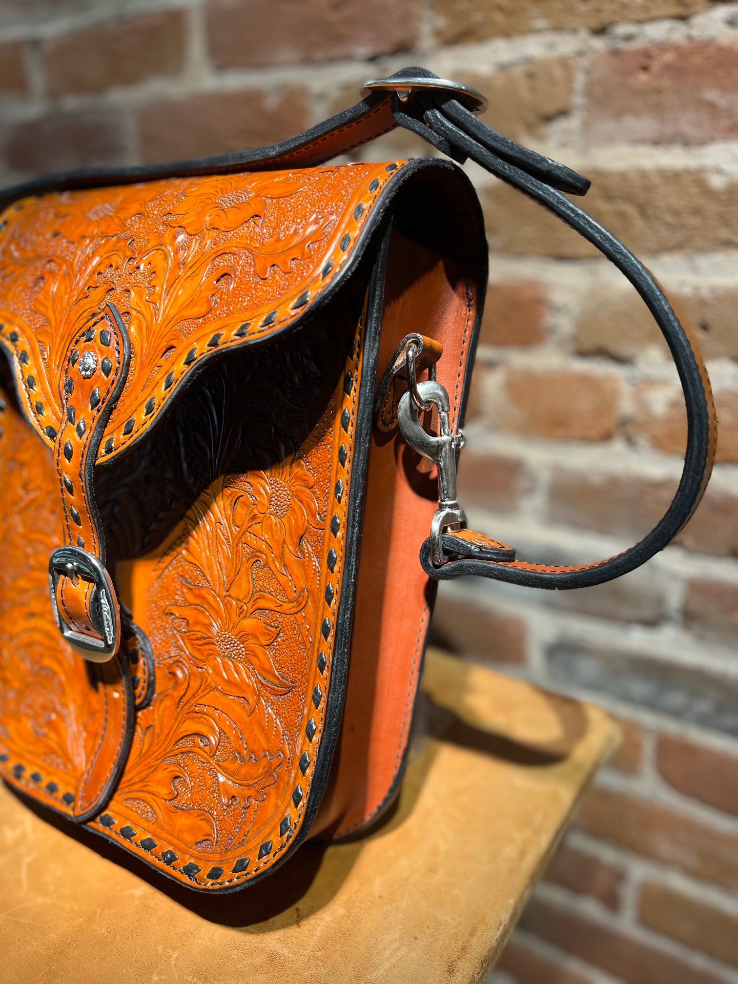 NEW MK LARGE SATCHEL 🌺 | Leather saddle bags, Black leather satchel, Black  leather purse