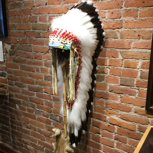 40" Victory Headdress by Russ Kruse