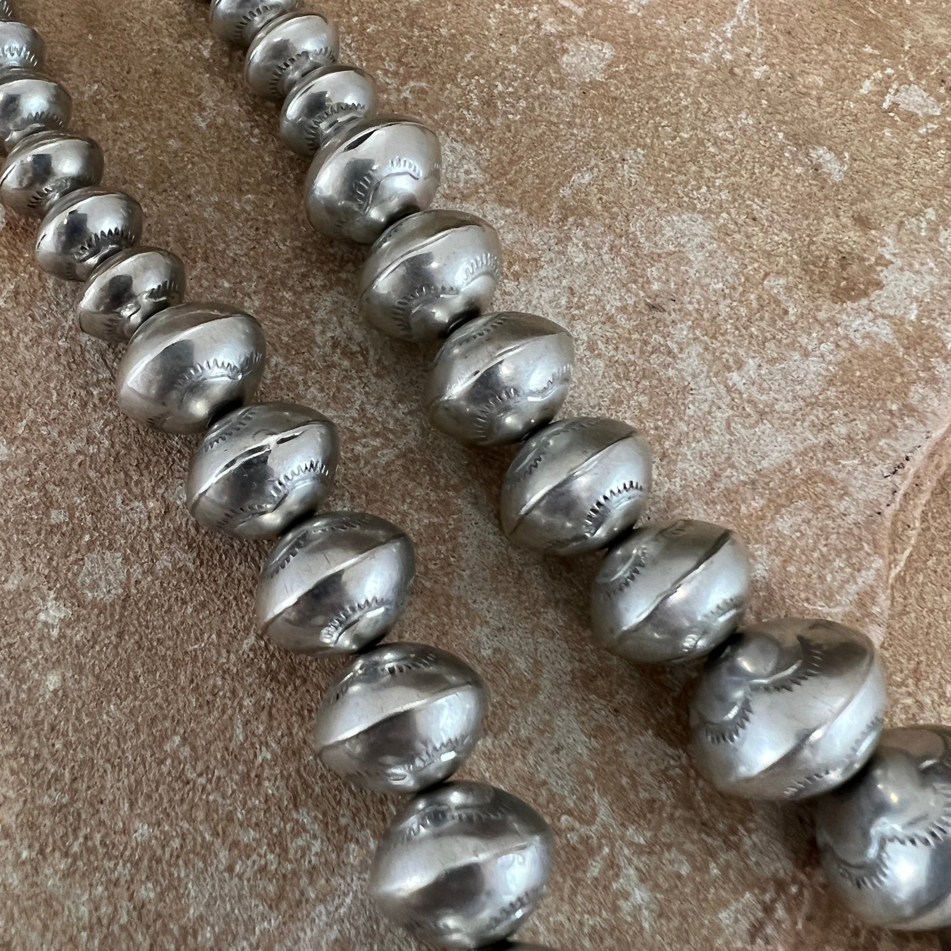 Vintage 23" Single Strand Graduated Navajo Pearl Silver Necklace - Estate Jewelry